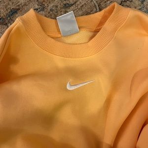 Nike center solo swoosh sweatshirt, Wmns sz. M, perfect condition